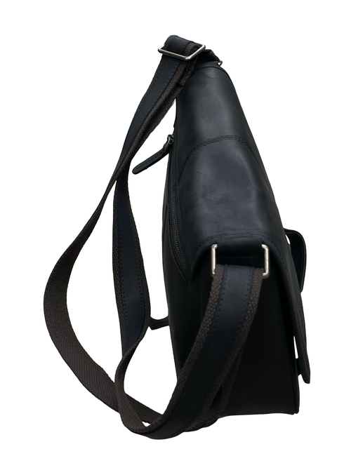 Classic Italian Leather Messenger Bag