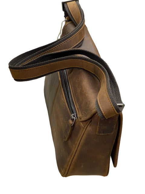 Sovereign Leather Bag: Timeless Utility- Brown