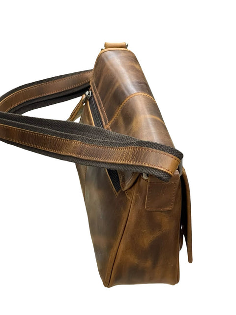 Sovereign Leather Bag: Timeless Utility- Brown